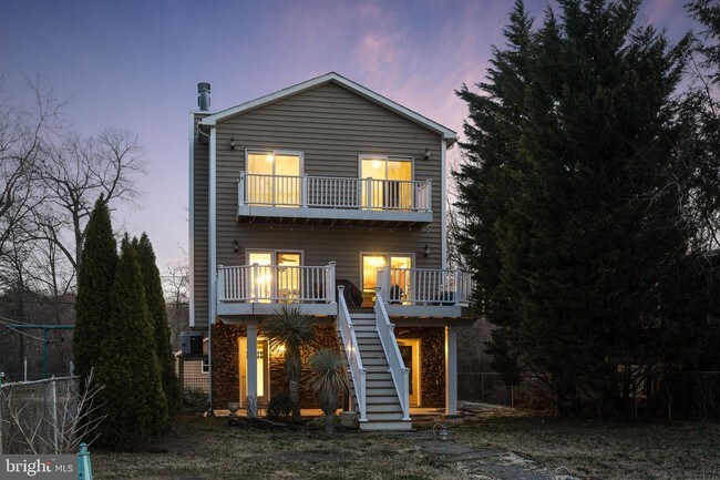 Foto del edificio - 11238 Bird River Grove Rd