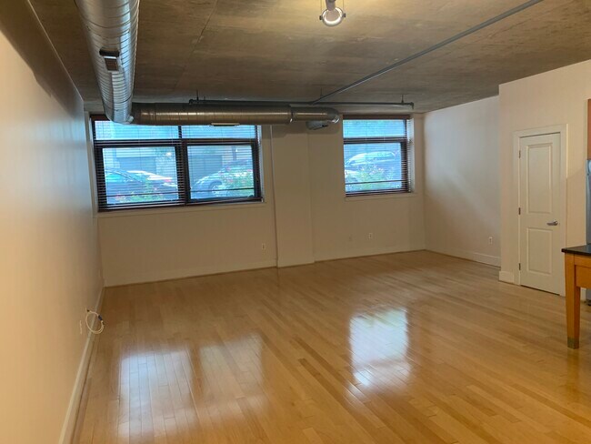 Main Room - 2301 Champlain St NW
