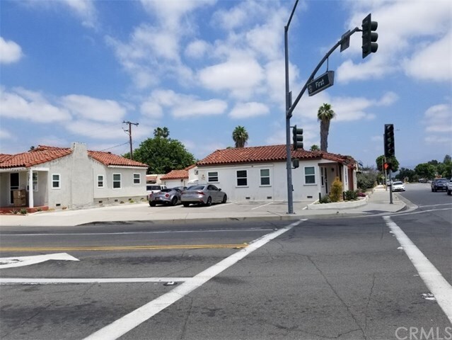 Building Photo - 519 W First St