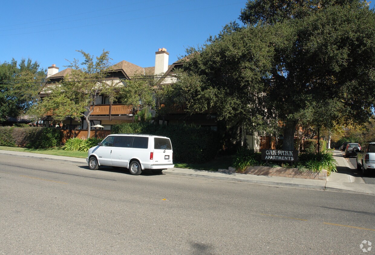 Oak Park Apartments Solvang, CA