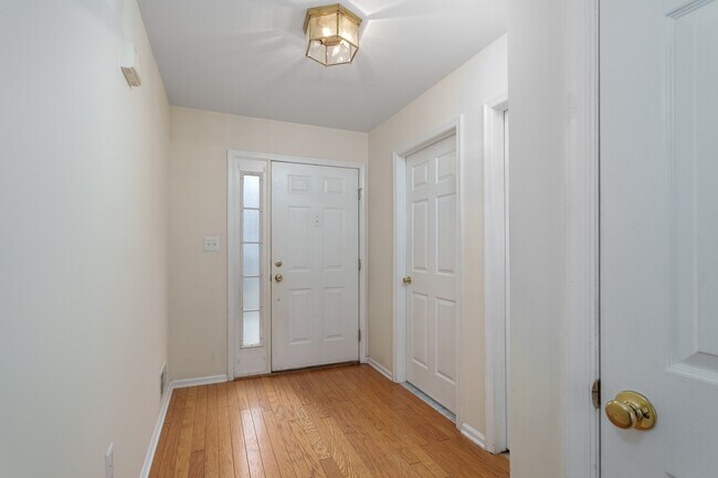 Foto del edificio - 610 Bollen Ct