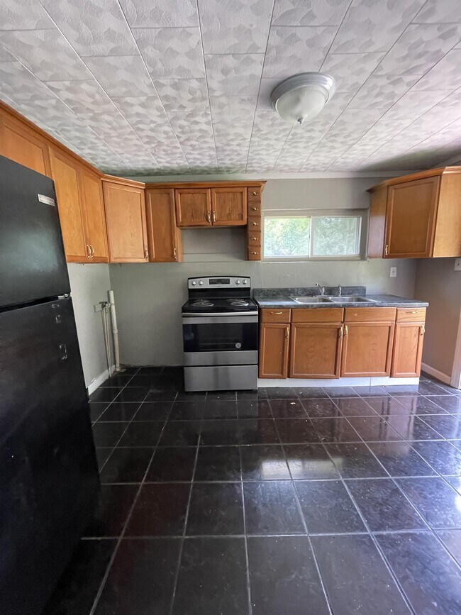 Foto del edificio - 553 Arlington Ave