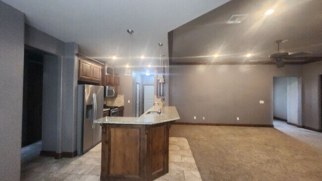 Foto del edificio - Great Eastside Home