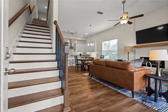 Foto del edificio - 637 Stickley Oak Way