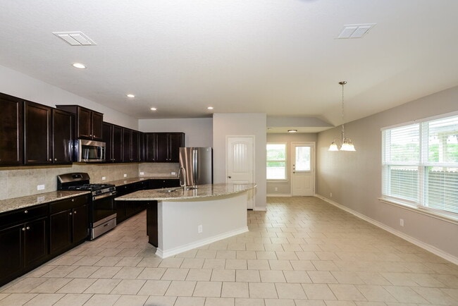 Building Photo - 14106 Cremello Falls