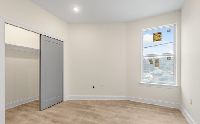 Building Photo - 6601 Ridge Ave