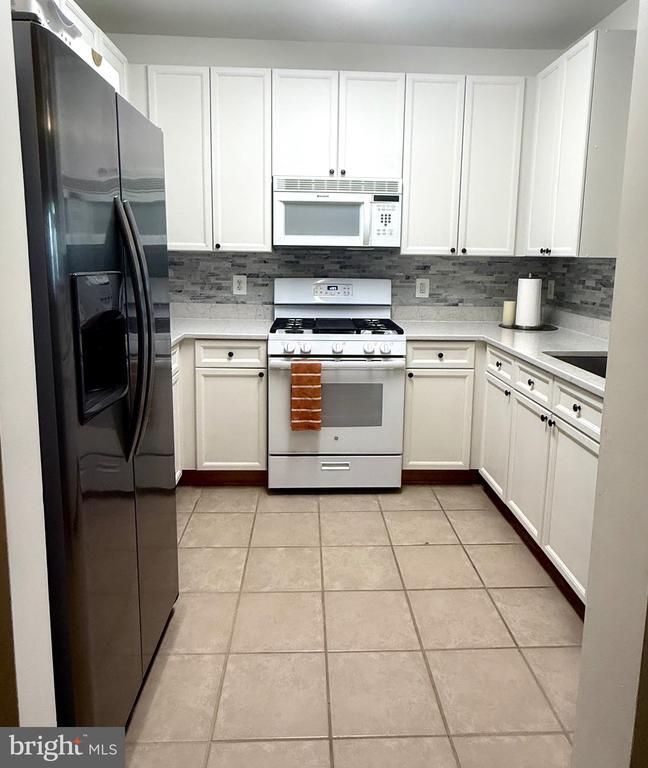 Building Photo - 2710 Bellforest Ct
