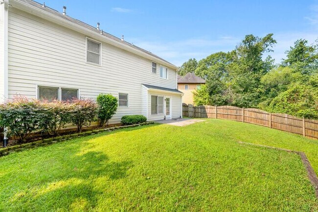 Building Photo - 3485 Maple Terrace Dr