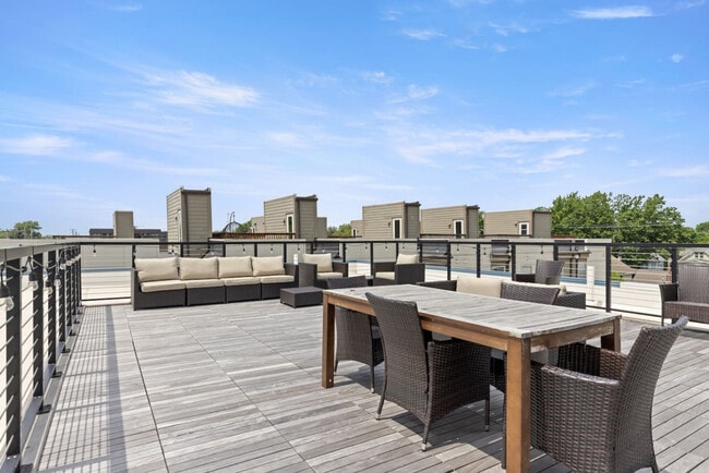 Building Photo - 12607 Larchmere Blvd