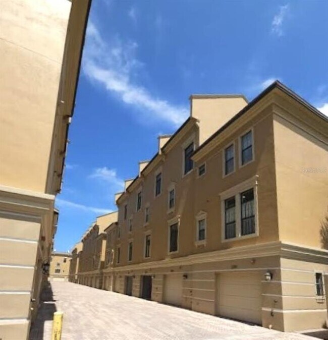 Foto del edificio - 2203 Soho Bay Ct