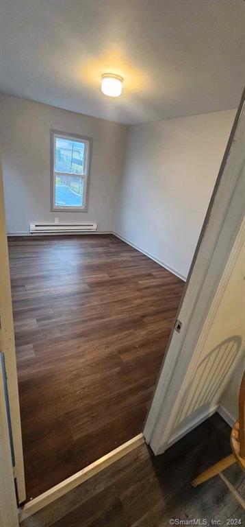 Building Photo - 99 Oak St