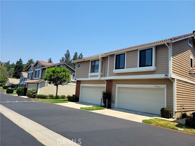 Building Photo - 2010 Silver Hawk Dr