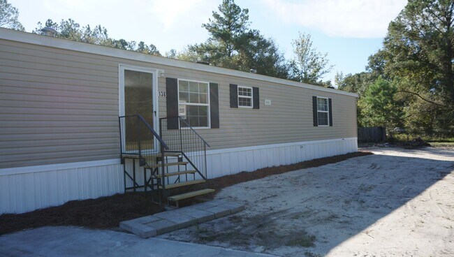Building Photo - 138 Johnston Rd