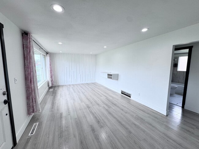 Foto del edificio - 3560 S 4800 W