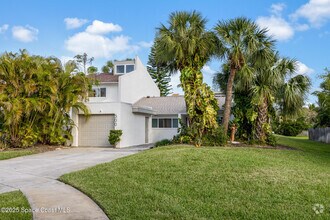 Building Photo - 500 Summerset Ct
