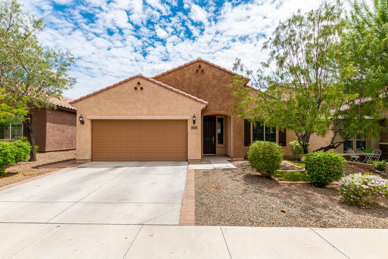 1019 W Spur Dr, Phoenix, AZ 85085 House Rental in Phoenix, AZ