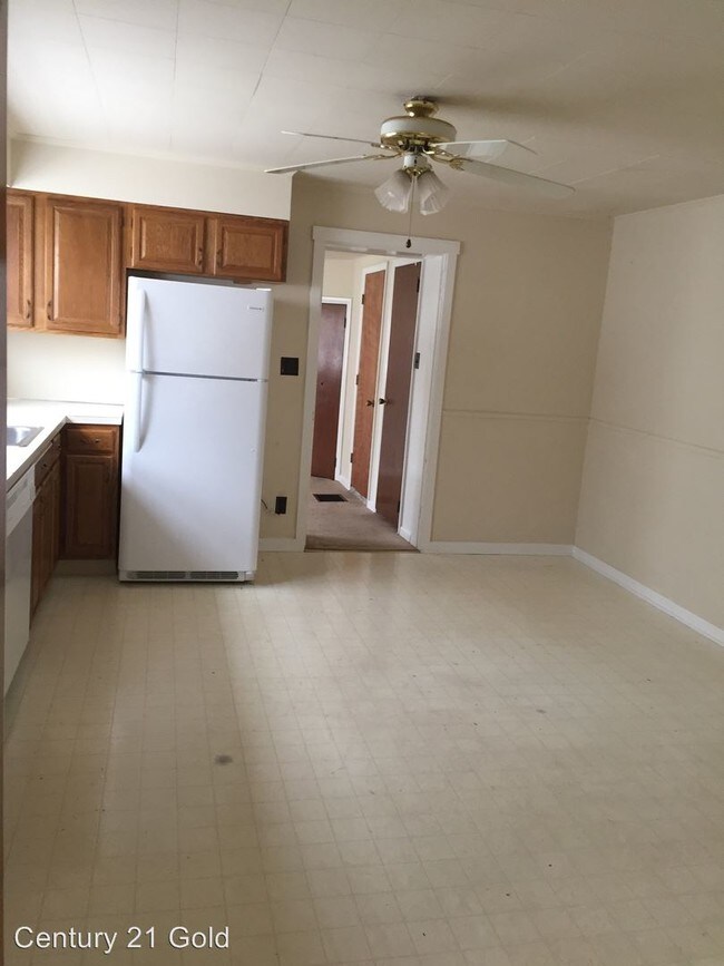 Building Photo - 3 br, 1.5 bath House - 269 Bowers Rd