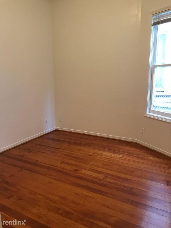 Foto del edificio - 2 br, 1 bath Townhome - 2533 E 82nd St