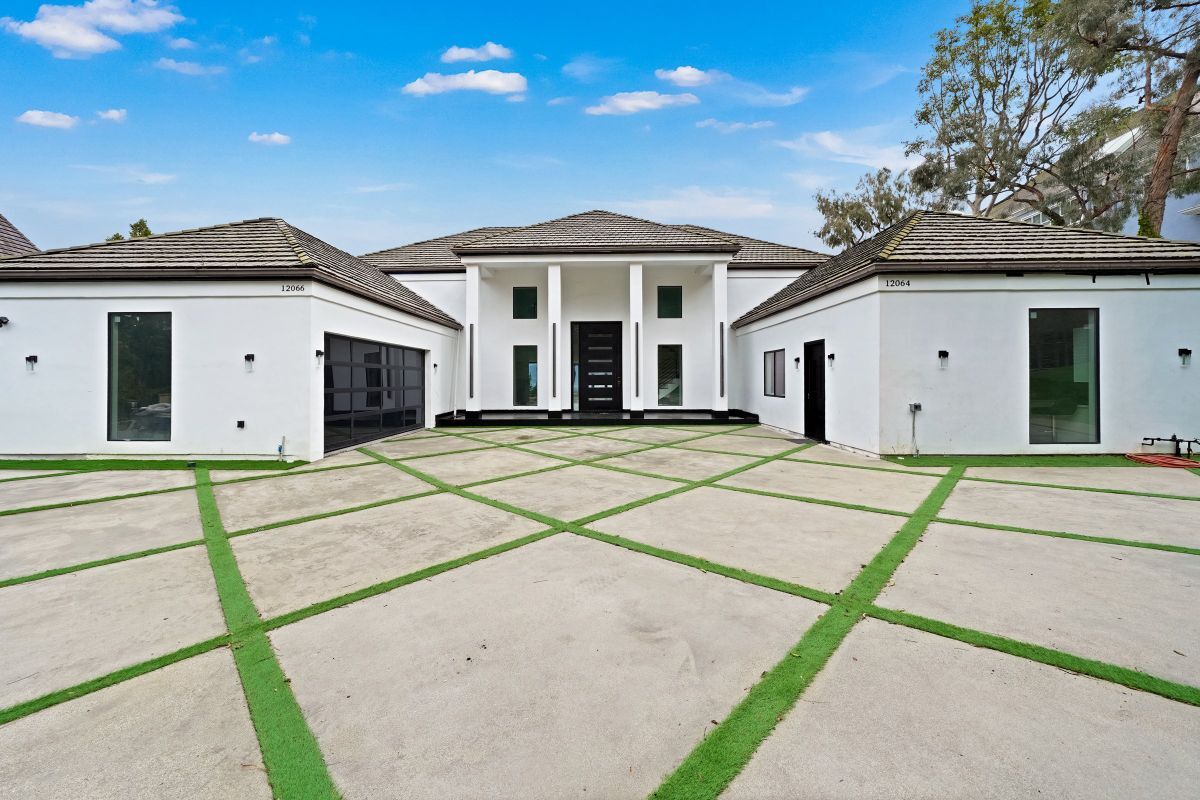 Foto principal - 12066 Summit Cir