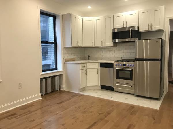 Foto principal - 385 Fort Washington Ave