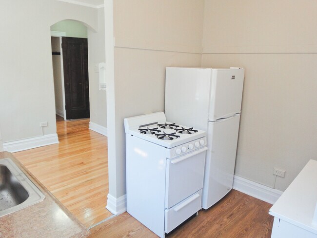 Foto del edificio - 1941 Grove Ave