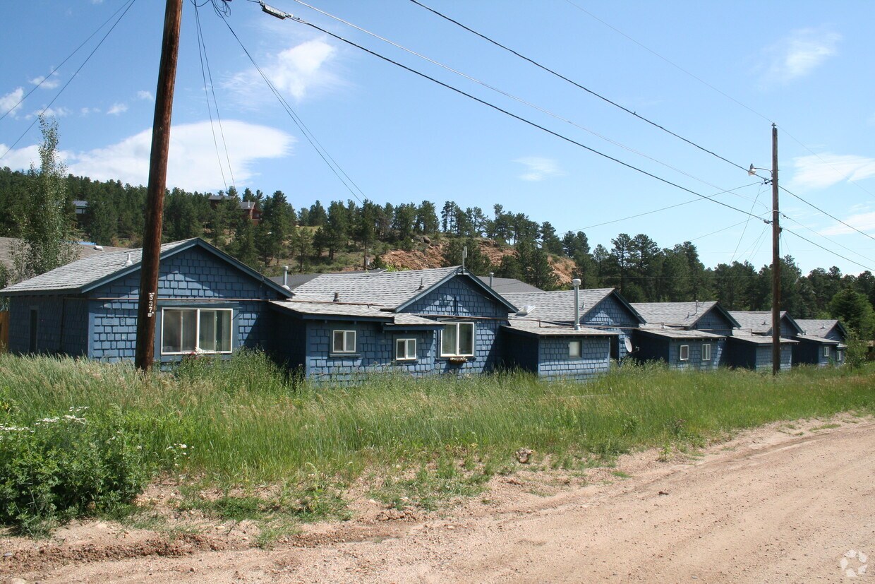 Primary Photo - 550 W 3rd St