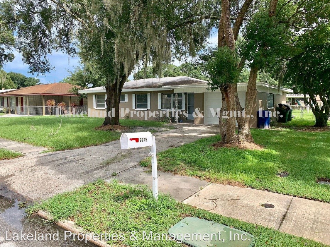 Primary Photo - 3 br, 2 bath House - 2245 SW Avenue C