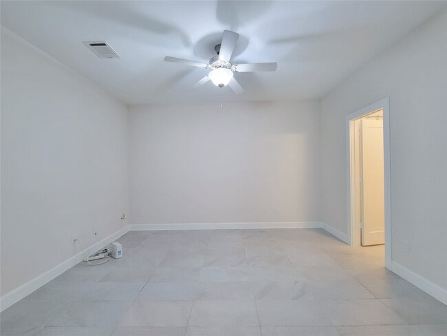 Foto del edificio - 845 Fisher St