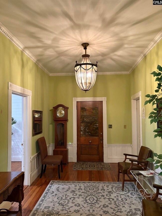 Foto del edificio - 225 Columbia Ave