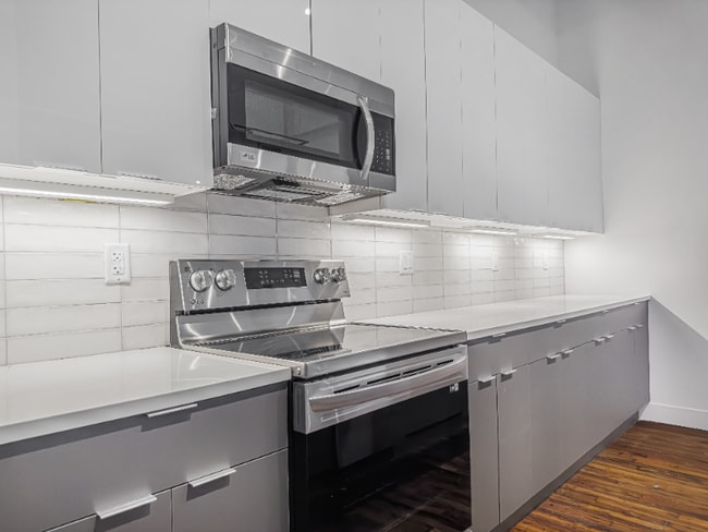 Foto del edificio - 1851 N Howard St