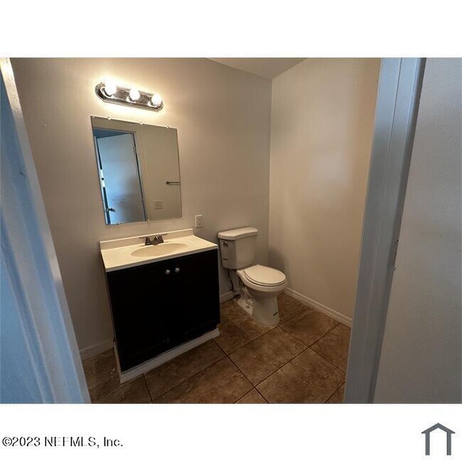 Foto del edificio - 3056 W 19th St