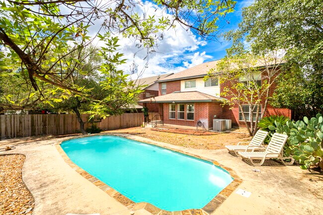 Building Photo - 22046 Pelican Edge