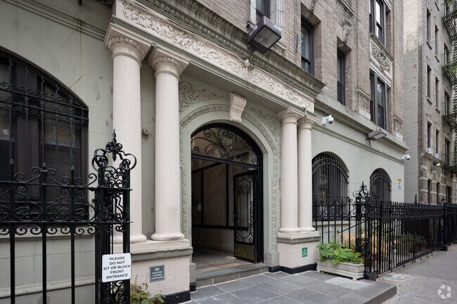 Foto del edificio - 200 W 109th St