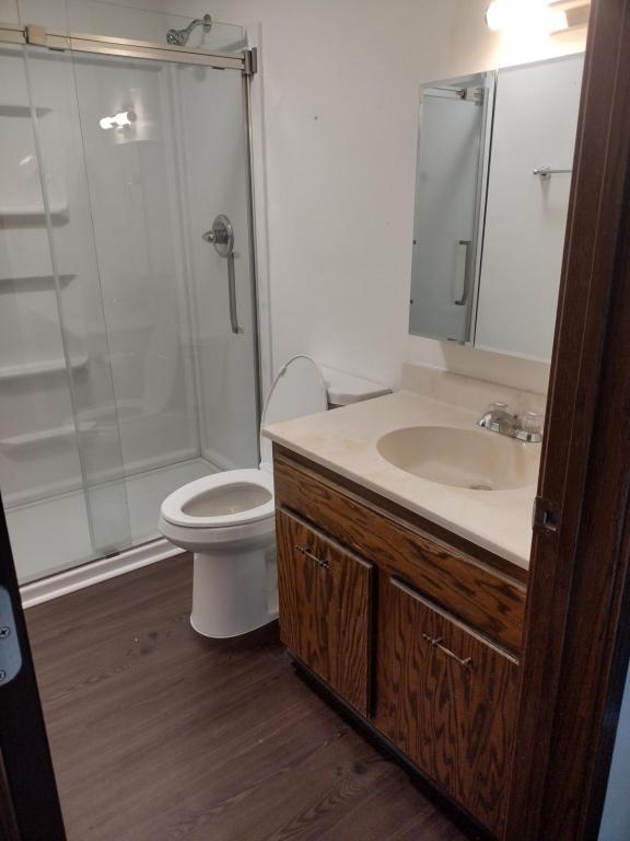 Building Photo - 825 Grove Ave, #2