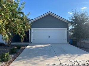 Primary Photo - 621 Heathers Wy