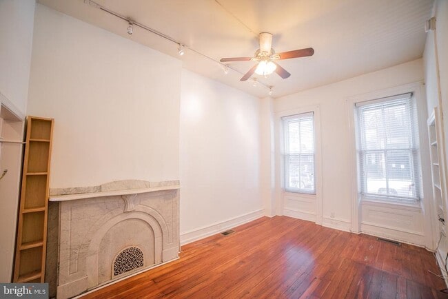 Building Photo - 404 S 22nd St