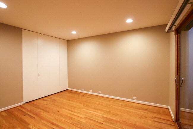 Foto del edificio - 1925 N Dayton St