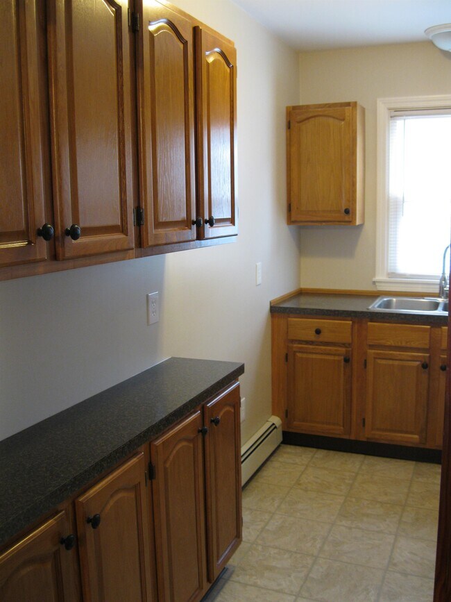 28 Chaplin St, Pawtucket, RI 02861 House Rental in Pawtucket, RI