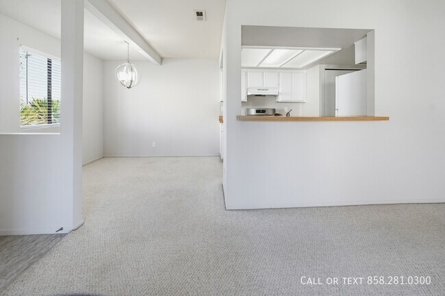 Foto del edificio - 9356 Twin Trails Dr