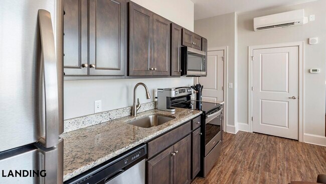 Foto del edificio - 187 N Church St