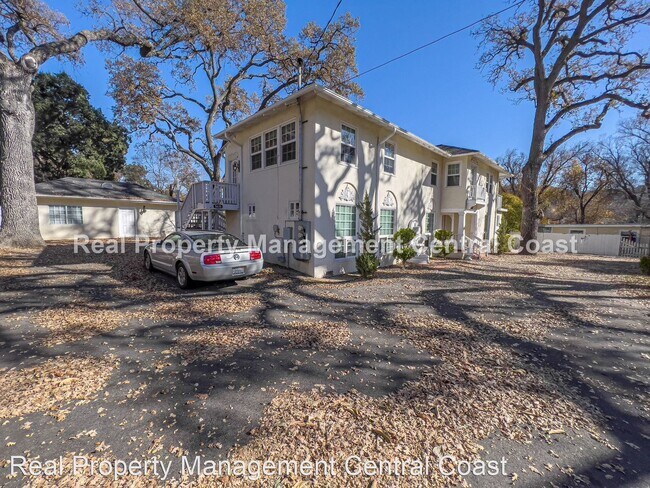 Foto del edificio - 3 br, 2 bath House - 5835 Bajada Avenue