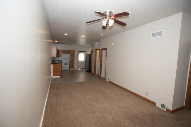 Building Photo - 854 N 23rd St