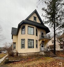 Building Photo - 526 S Webster Ave
