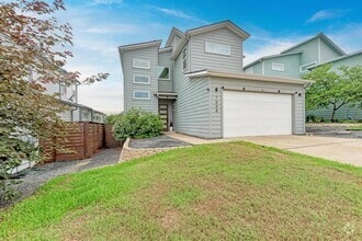 Building Photo - 7008 Boyle Dr
