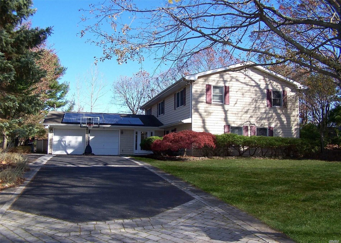Primary Photo - 38 Bonnie Ln