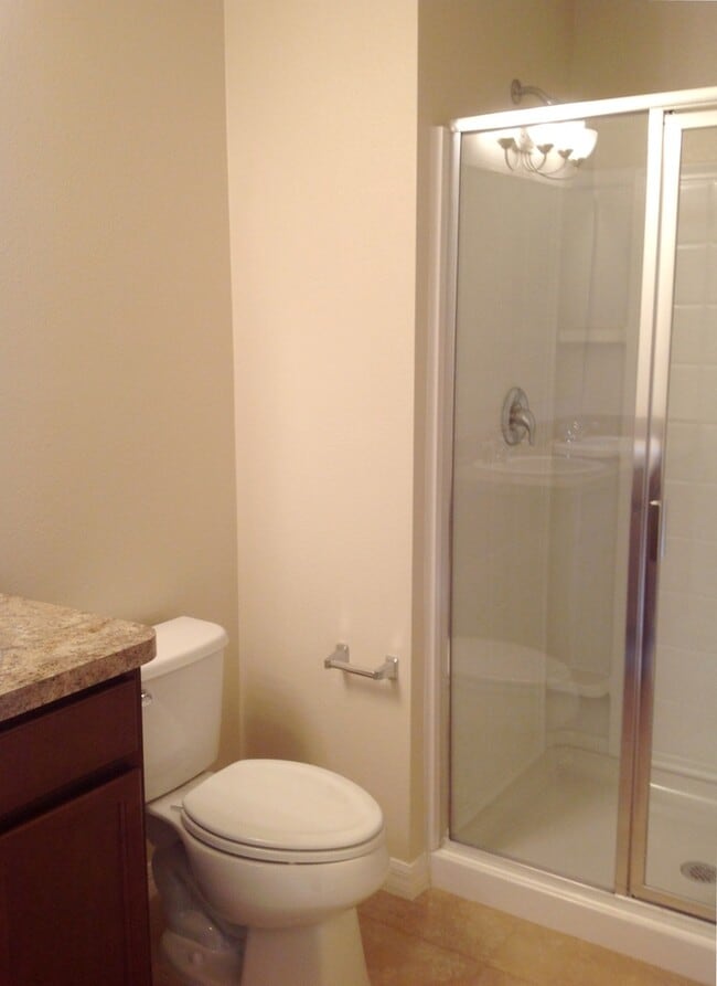 Foto del edificio - 3/2.5 Two-Story Townhouse with 1 Car Garage in Gated Community- Longwood!