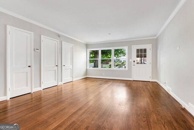Foto del edificio - 1194 Spring Valley Ln NE