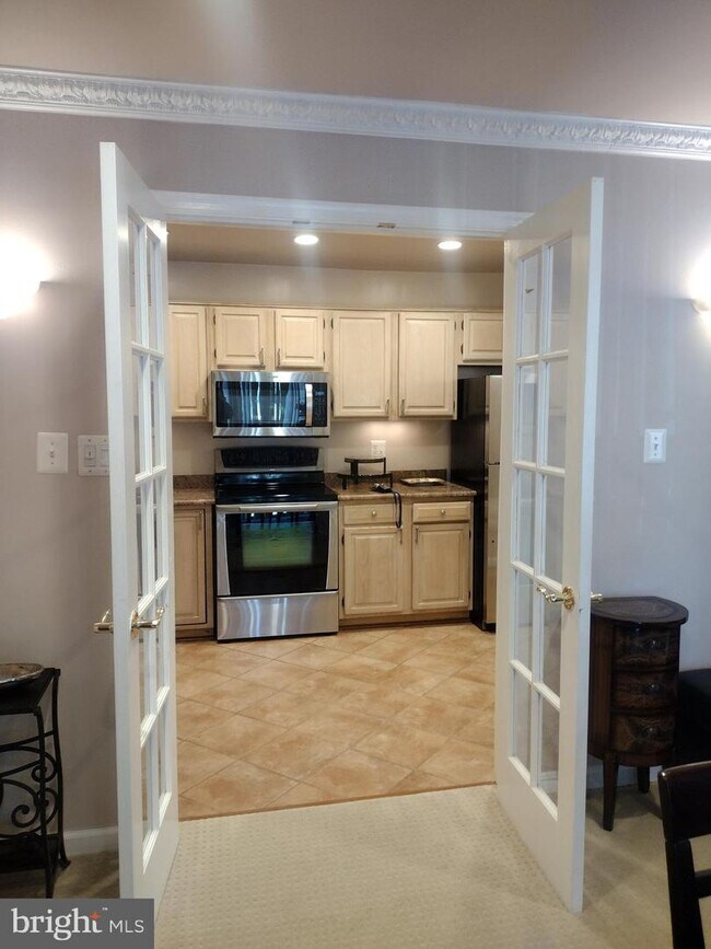 Foto del edificio - 5805 Edson Ln