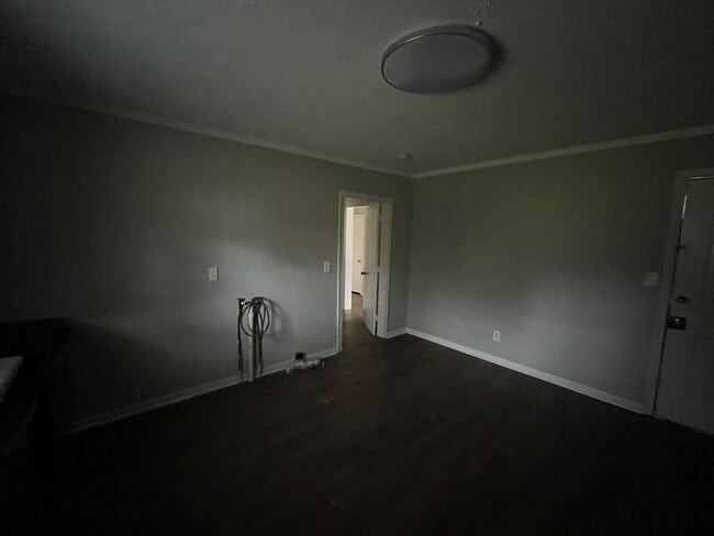 Building Photo - Move-In Ready Home at Unbeatable Value! Keys are available for checkout during office hours.