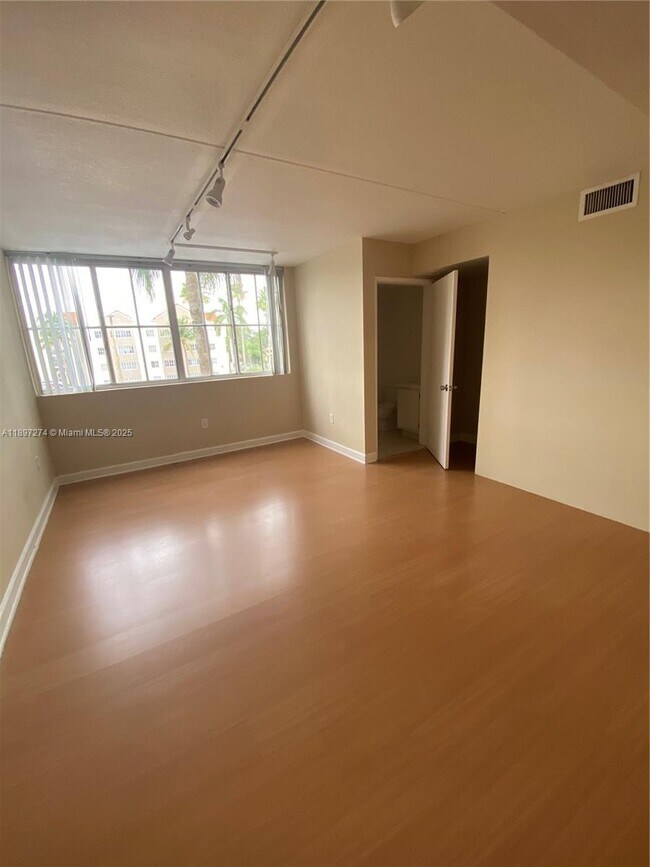 Building Photo - 6045 NW 186th St